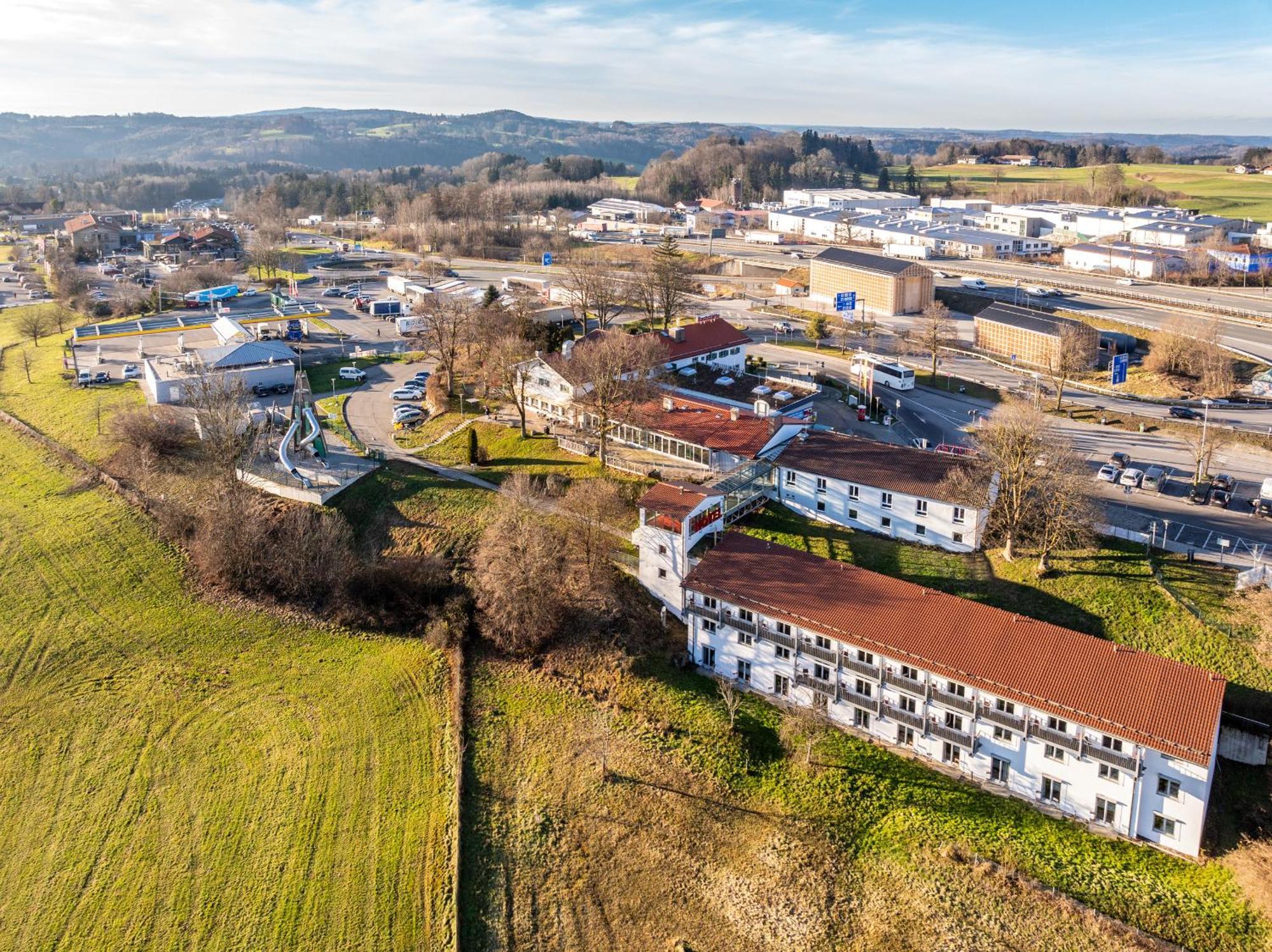 Hotel Irschenberg Sued Exterior photo